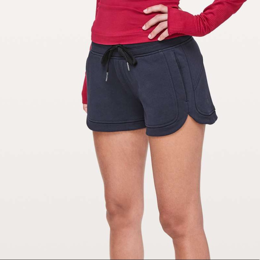 Lululemon Hit The Reset Short.